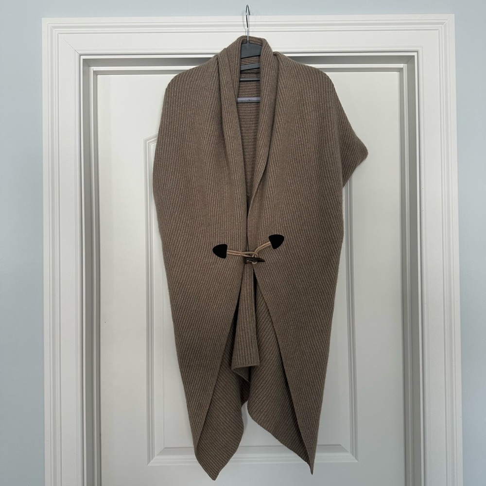 Women’s Cashmere Sleeveless Cardigan Size M